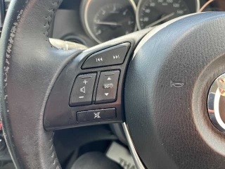 Car image 27
