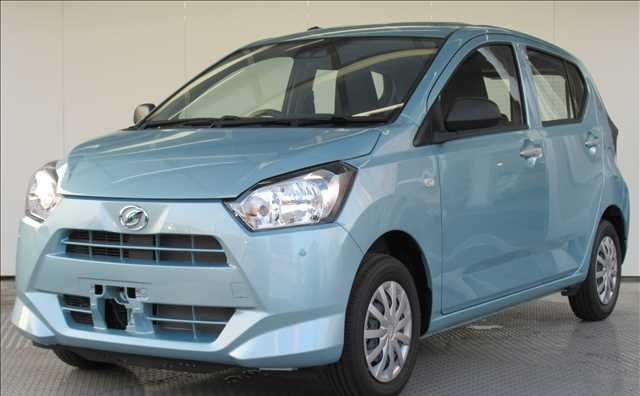 Car image 3