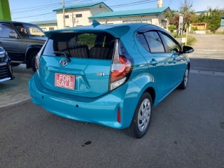 Car image 7