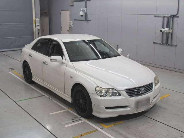 Car image 2