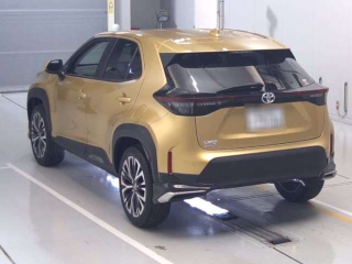 Car image 11