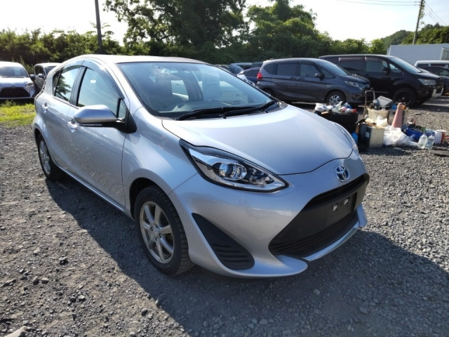 Car image 7