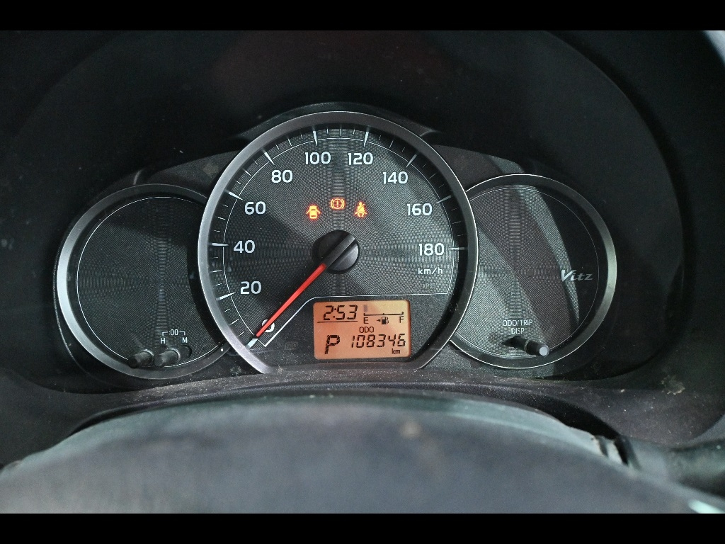 Car image 11