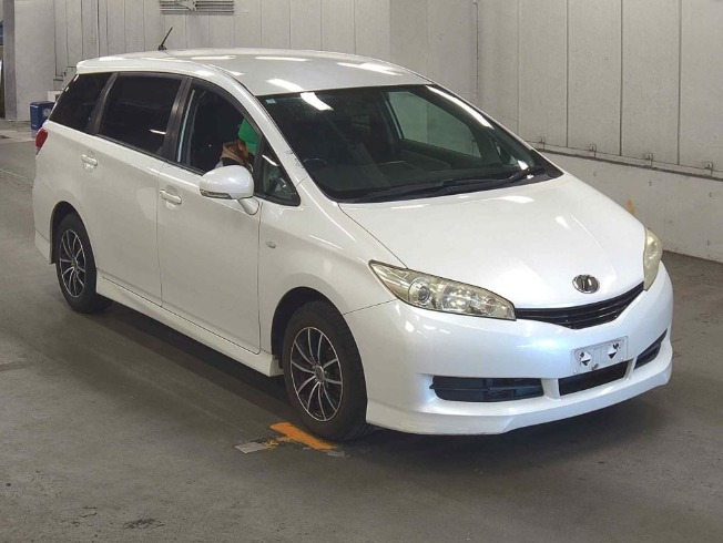 Car image 6